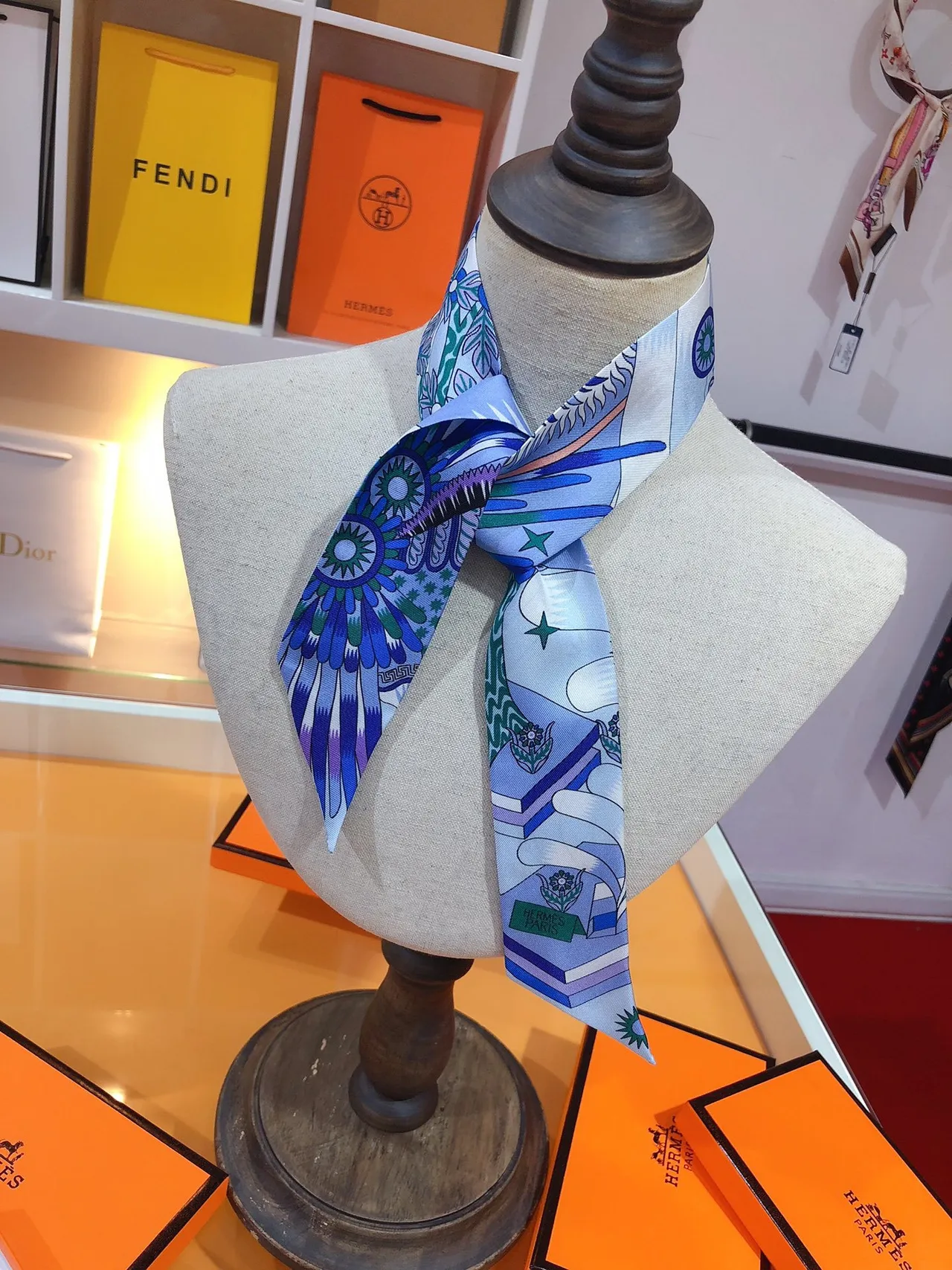 Hermès La Source de Pégase Twilly Silk Scarf 2