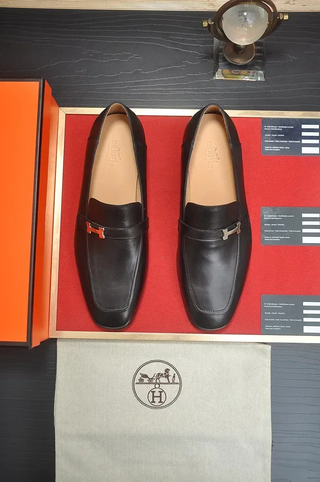 Hermès Oran Black Leather H-Buckle Loafer 5