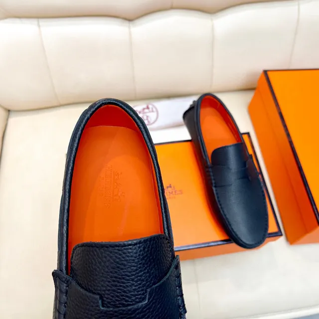 Hermès Oran Black Pebbled Leather H-Strap Loafers 5