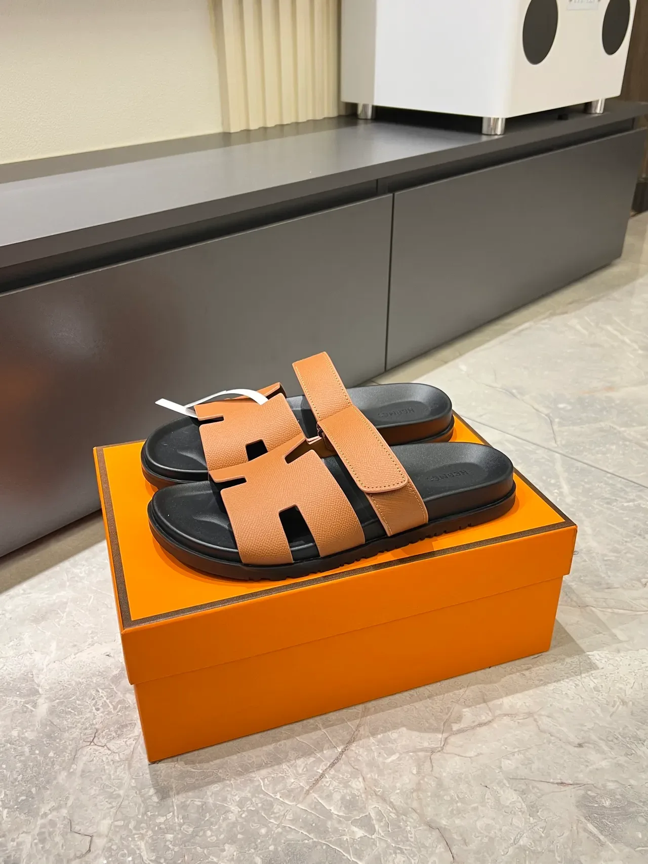 Hermès Oran H-Strap Leather Slide Slippers 20