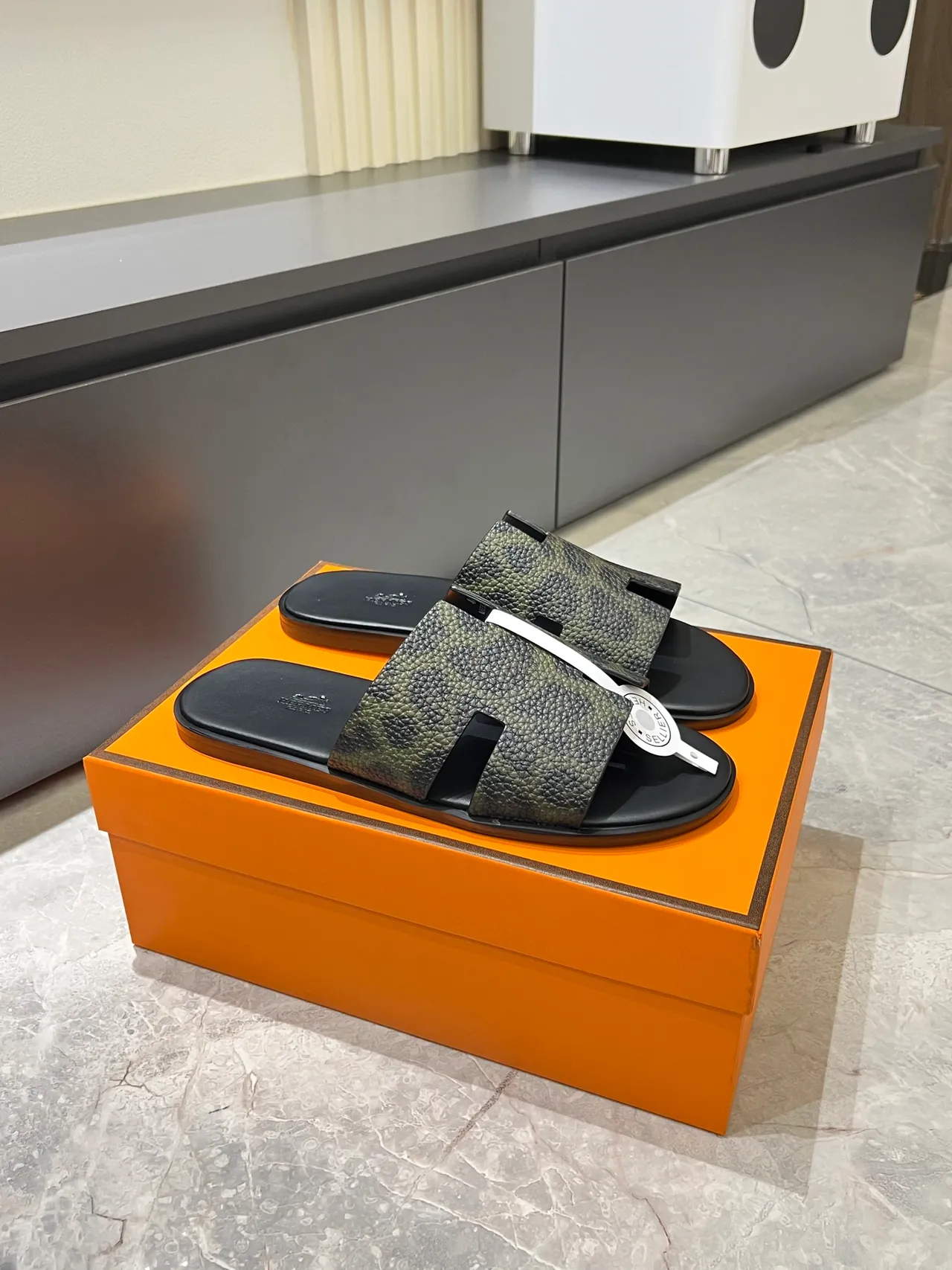Hermès Oran Leopard-Print H-Strap Slippers 16