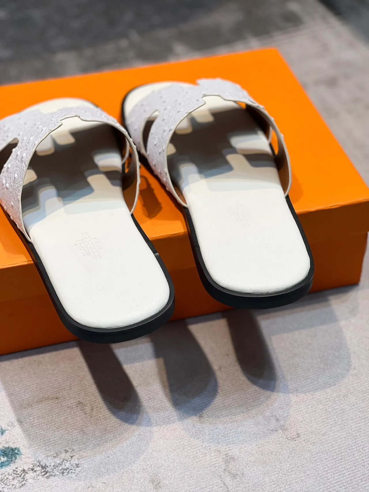 Hermès Oran Slide White Ostrich Leather Slippers 3