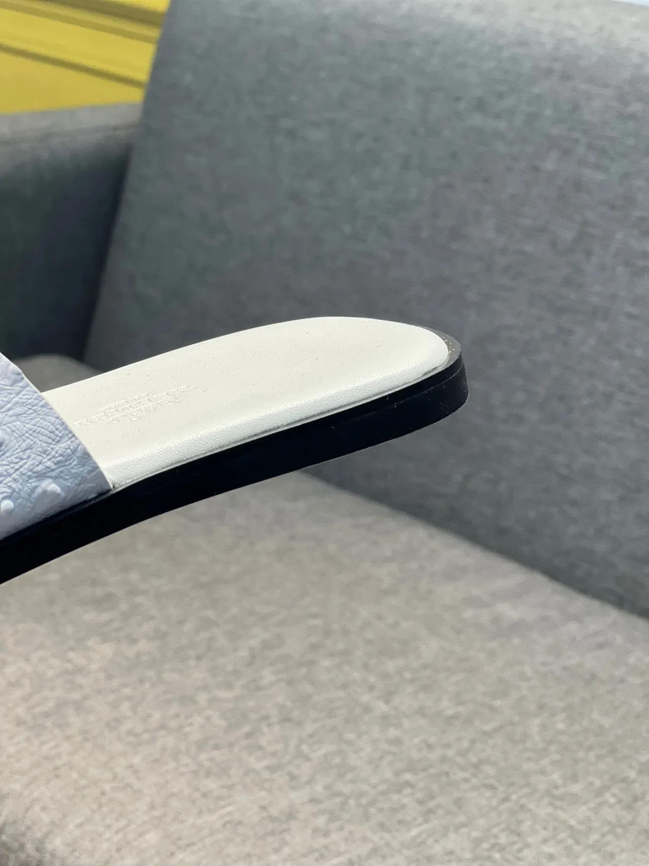 Hermès Oran Slide White Ostrich Leather Slippers 8