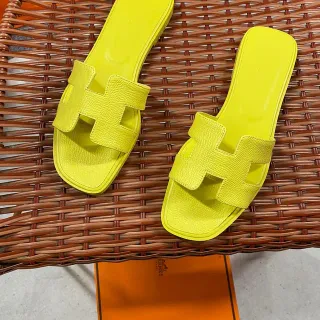 Hermès Oran Yellow Leather H-Strap Slippers