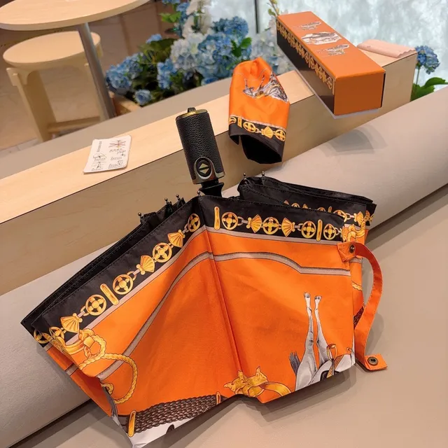 Hermès Orange Black Printed Equestrian Motif Silk-Screened Panel Design Handbag 5