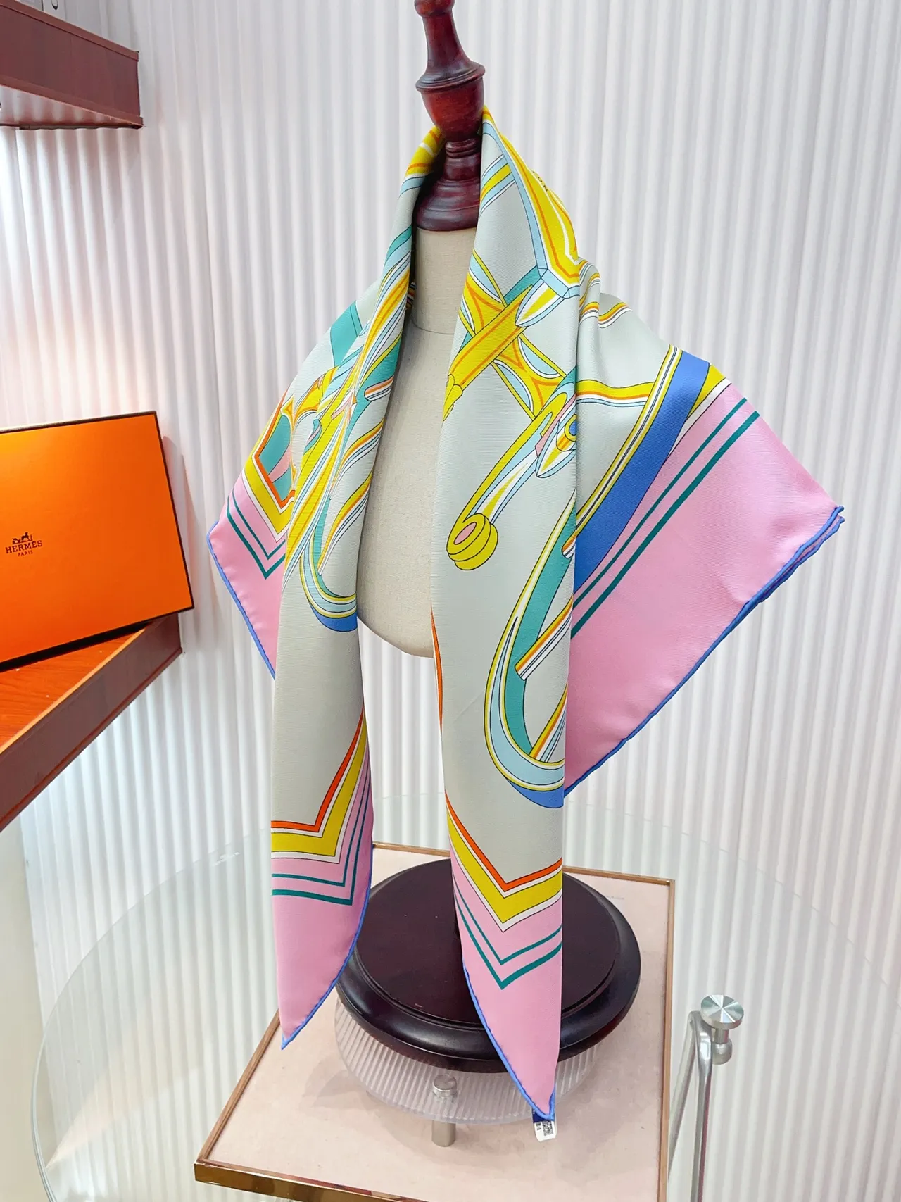 Hermès Phaeton's Wheel 90cm Silk Scarf 2