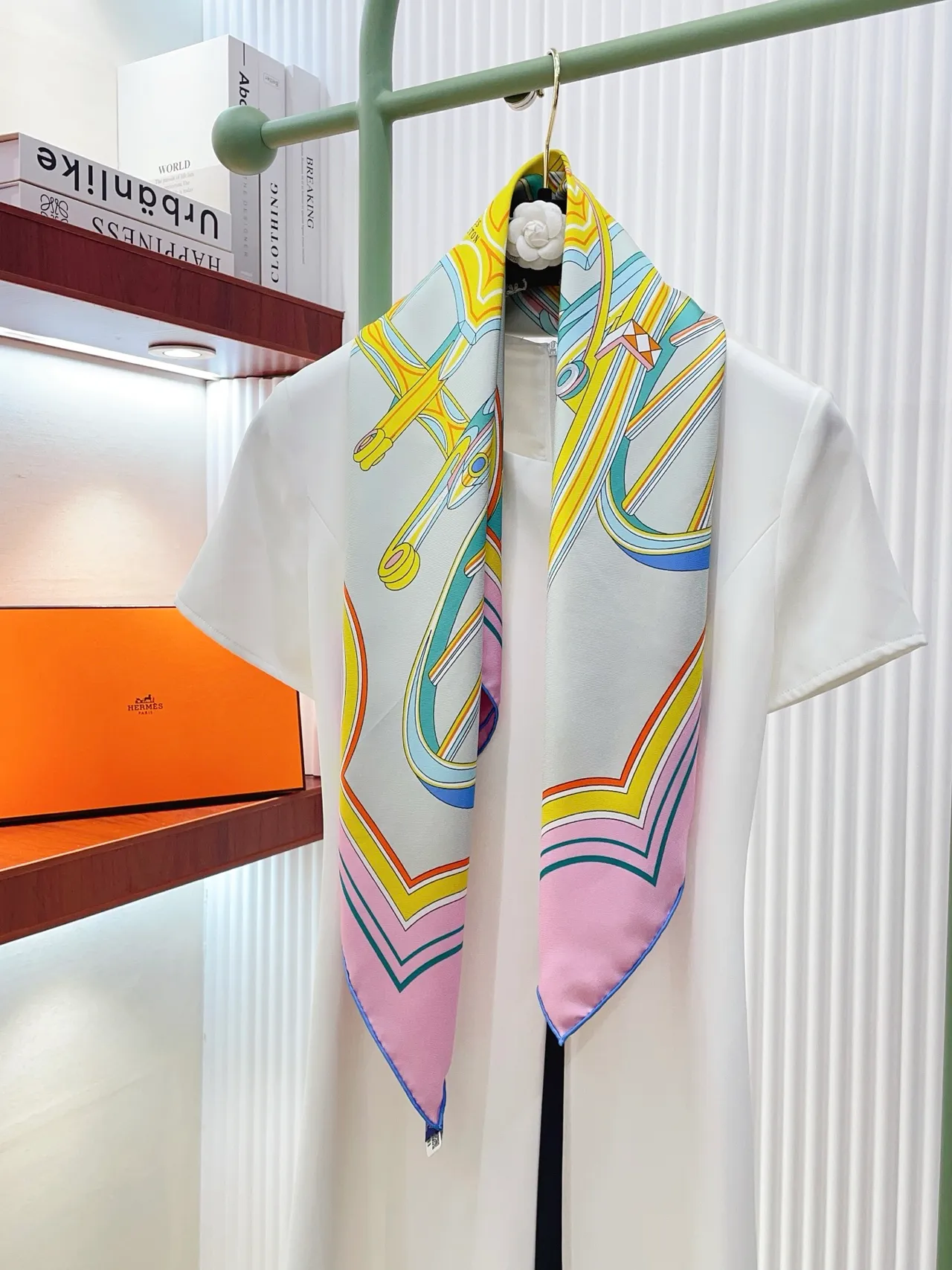 Hermès Phaeton's Wheel 90cm Silk Scarf 7
