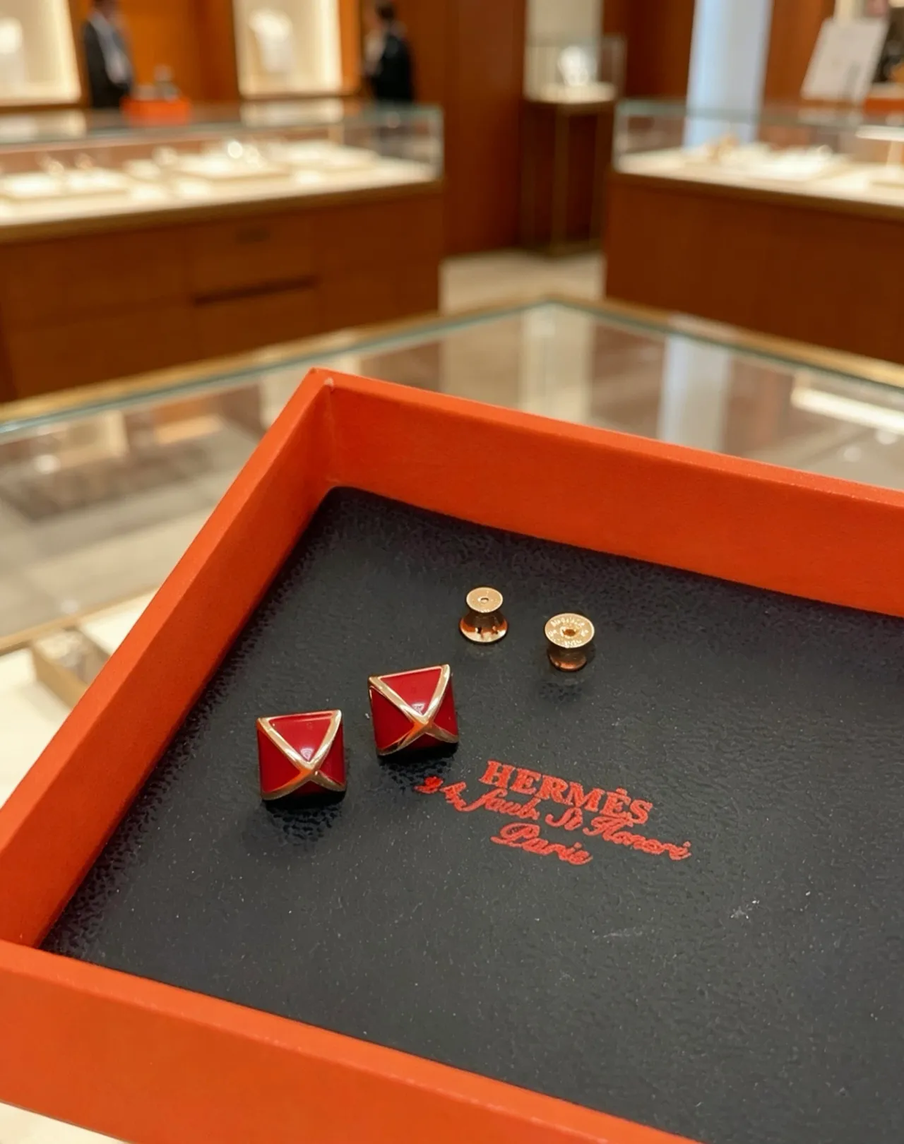 Hermès Red Enamel Pyramid Stud Earrings 4