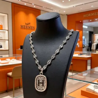 Hermès Silver Black H-Logo Link Chain Ornate Oval Pendant Necklace