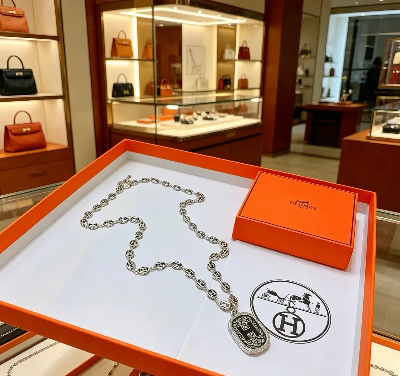 Hermès Silver Black H-Logo Link Chain Ornate Oval Pendant Necklace 2