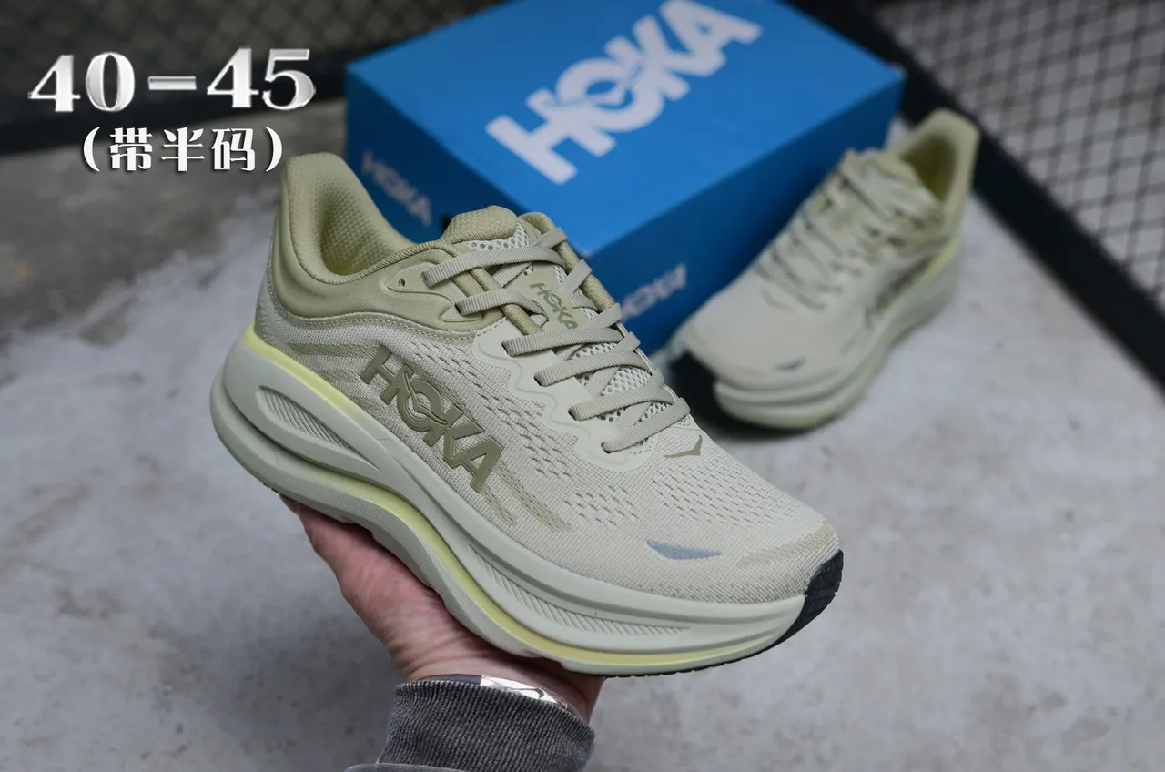 Hoka Chaussures de Running Beige Vert Tige en Tricot Ingénierie Semelle d'Amorti Épaisse 4