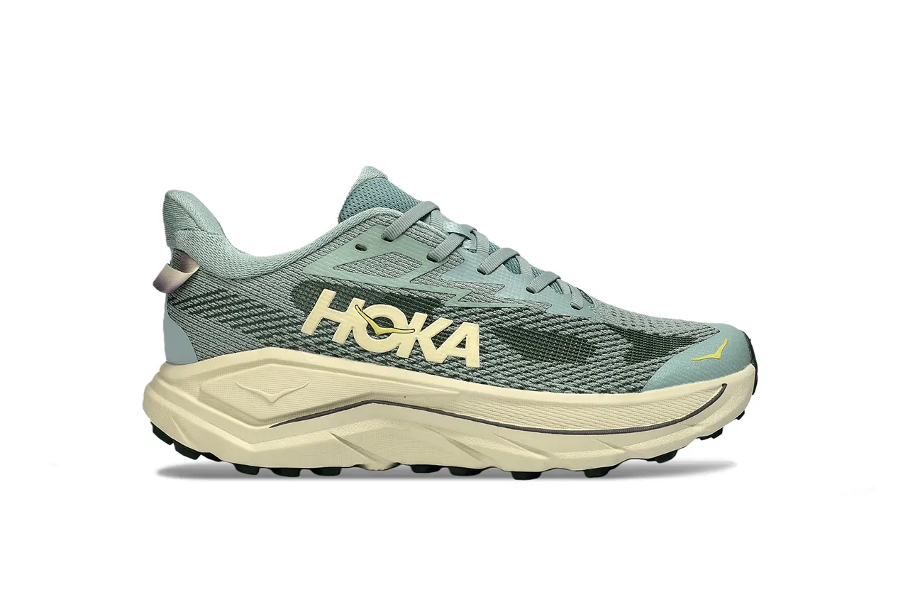 Hoka Verde Branco Upper Knit Ingenieril Oversized Cushioned Midsole Tênis de Running 2
