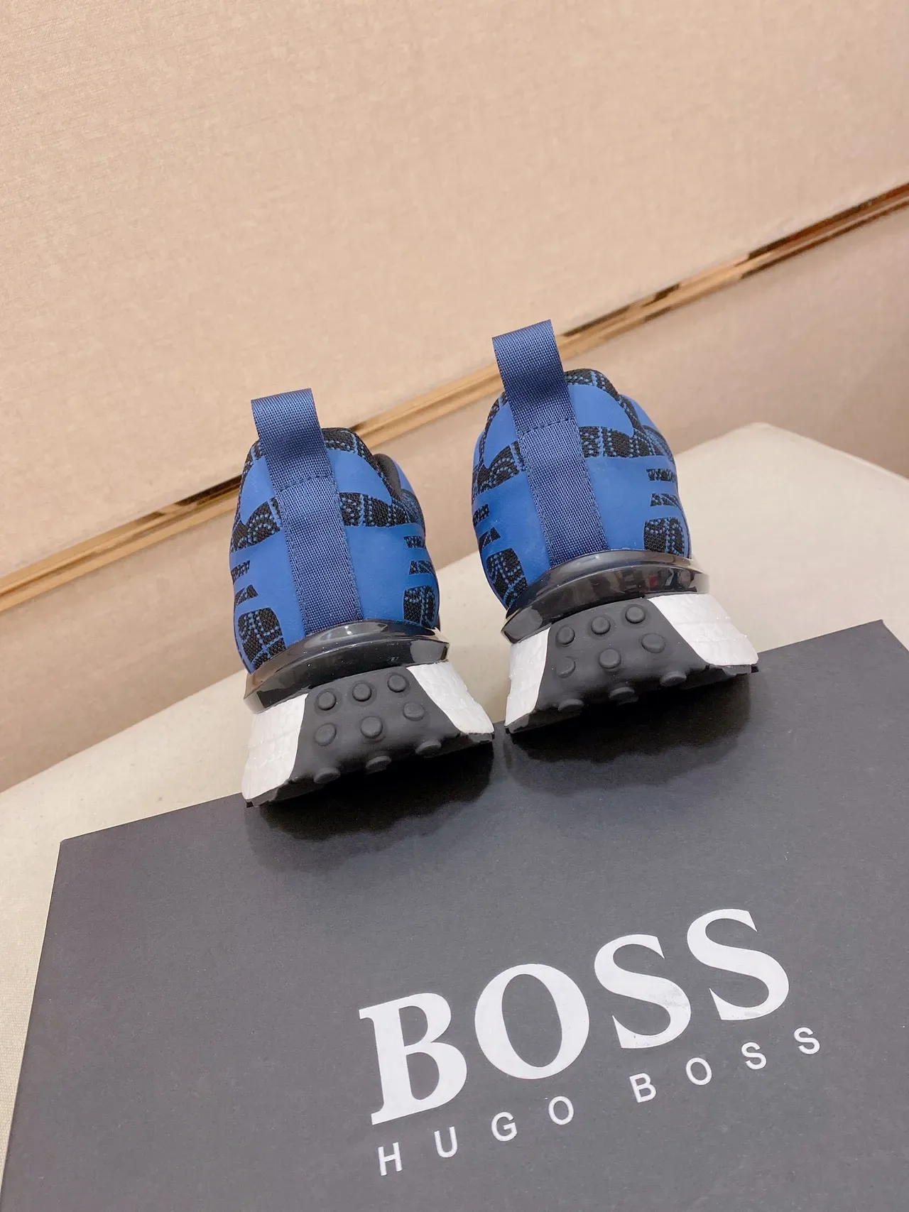 Hugo Boss Noir Bleu Tricot Maille Supérieure Superposition Géométrique Sneakers Lifestyle 8