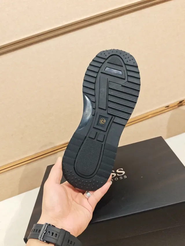 Hugo Boss Black Croc-Embossed Leather Lifestyle Sneaker 3