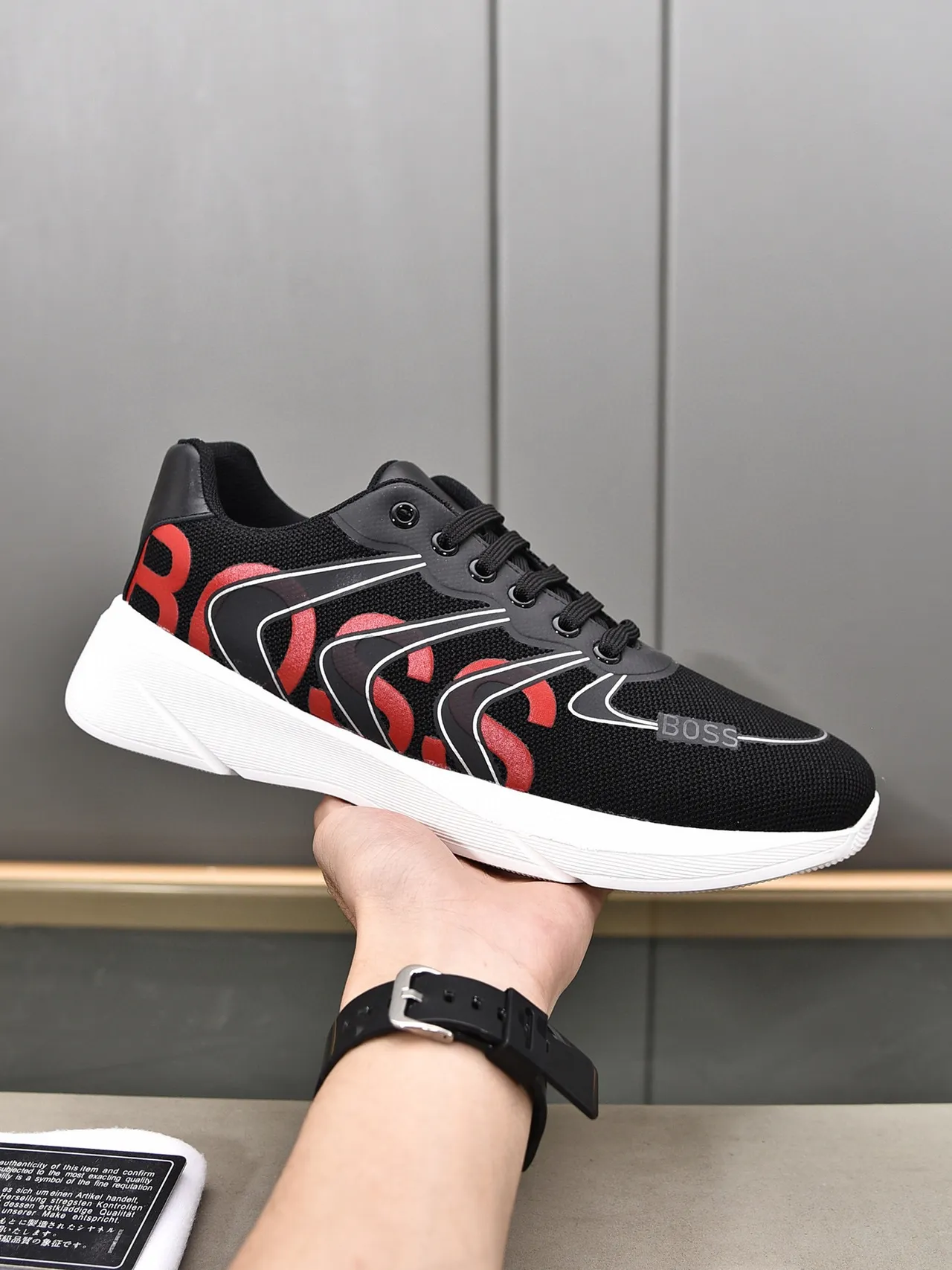 Hugo Boss Chaussures Lifestyle Noires et Rouges avec Upper en Maille et Impression de Logo Bold 8