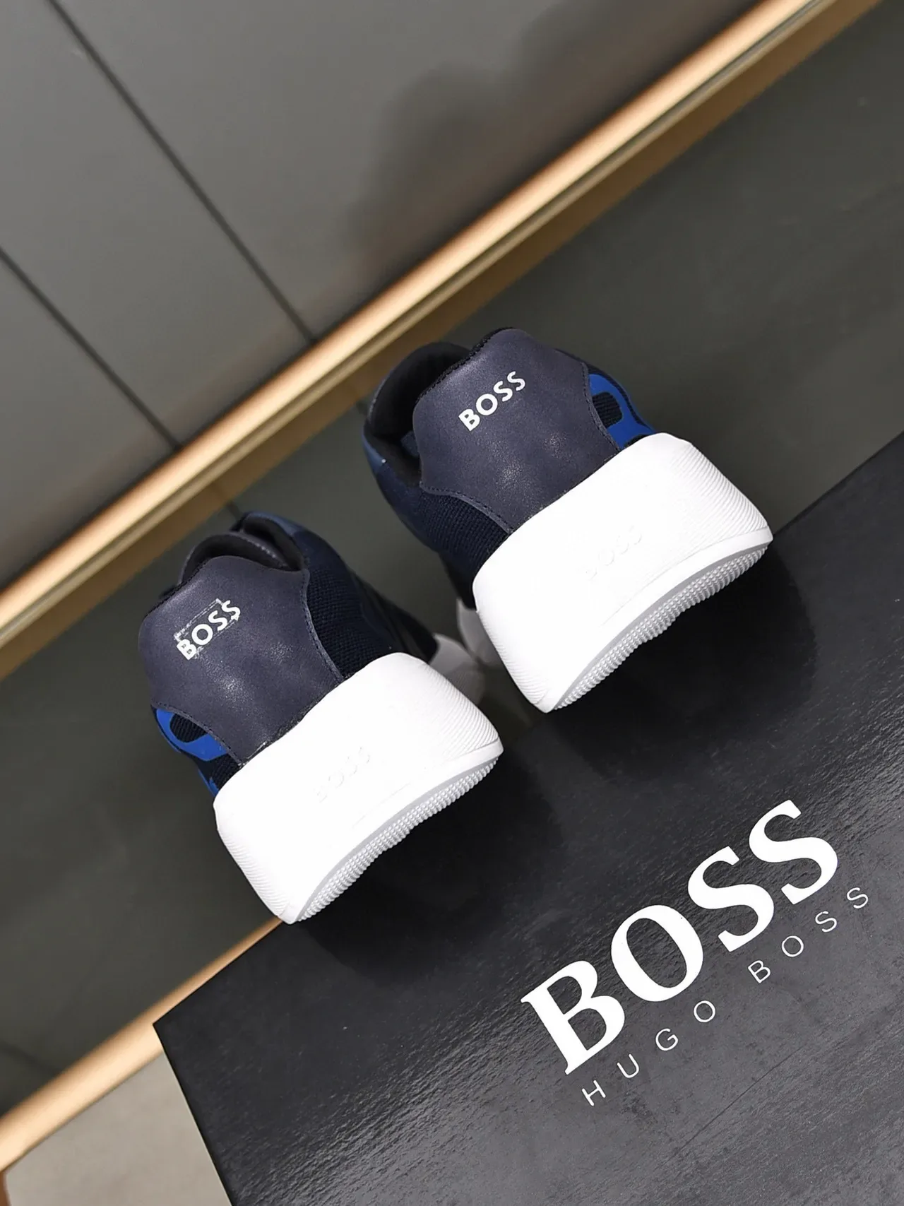 Hugo Boss Navy and Blue Graphic Logo Lifestyle Sneakers 4