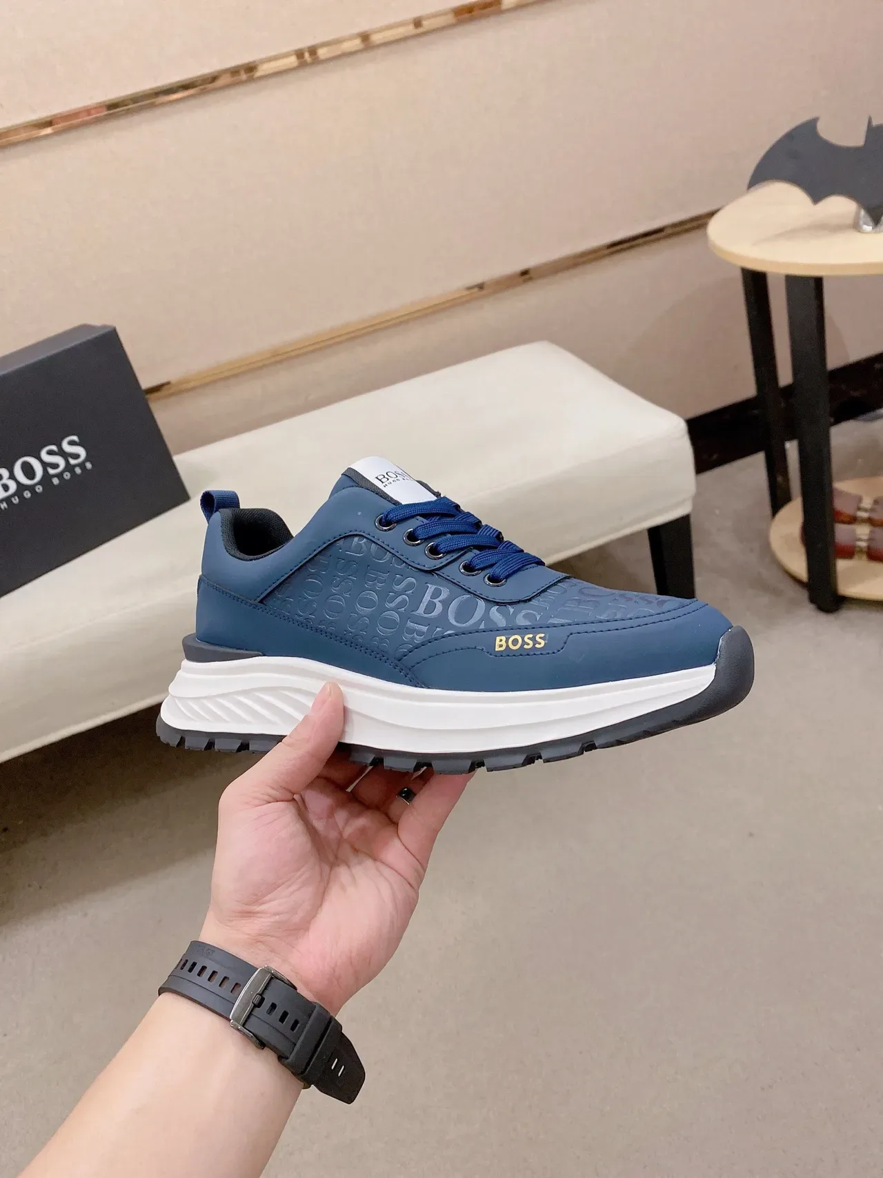 Hugo Boss Sneakers Lifestyle color Navy White avec motif logo embossé, semelle midsole chunky layered 4