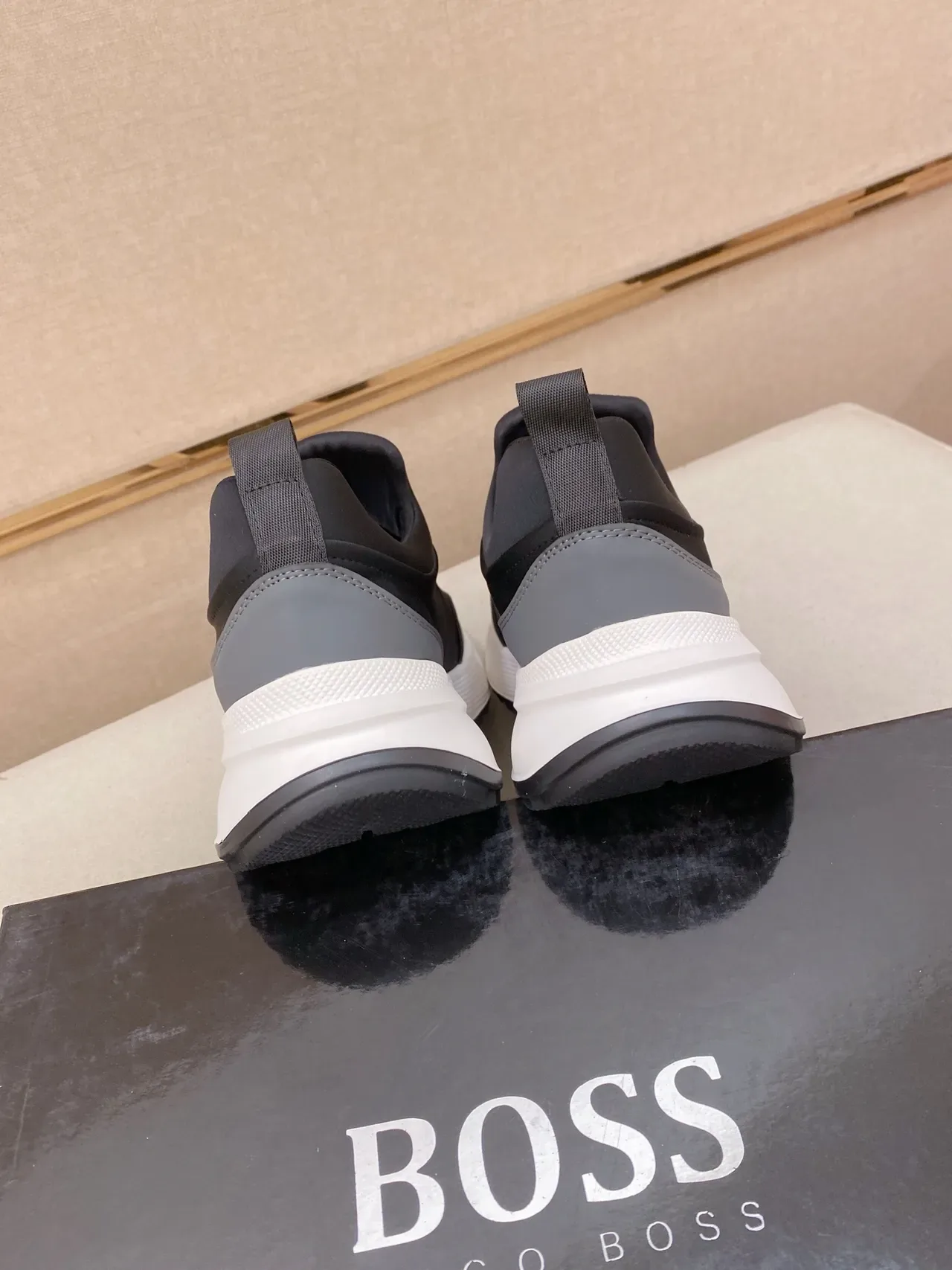 Hugo Boss Speed Trainer Black Gray White tênis lifestyle 3