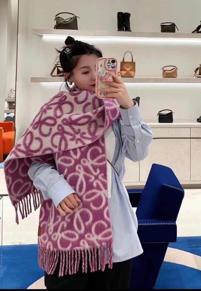 Loewe Anagram Jacquard Cachecol Cachemira Roxa 2