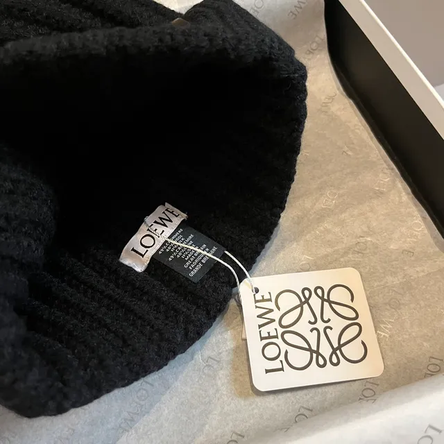 Loewe Anagram Patch Ribbed Knit Black Beanie 4