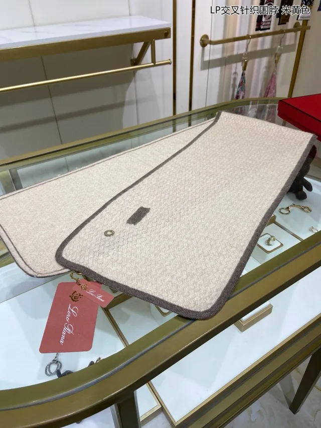 Loro Piana বেইজ ব্রাউন ক্রস-নিট কনস্ট্রাকশন রিবড কনট্রাস্ট ট্রিম ক্যাশমিয়ার শাল 4