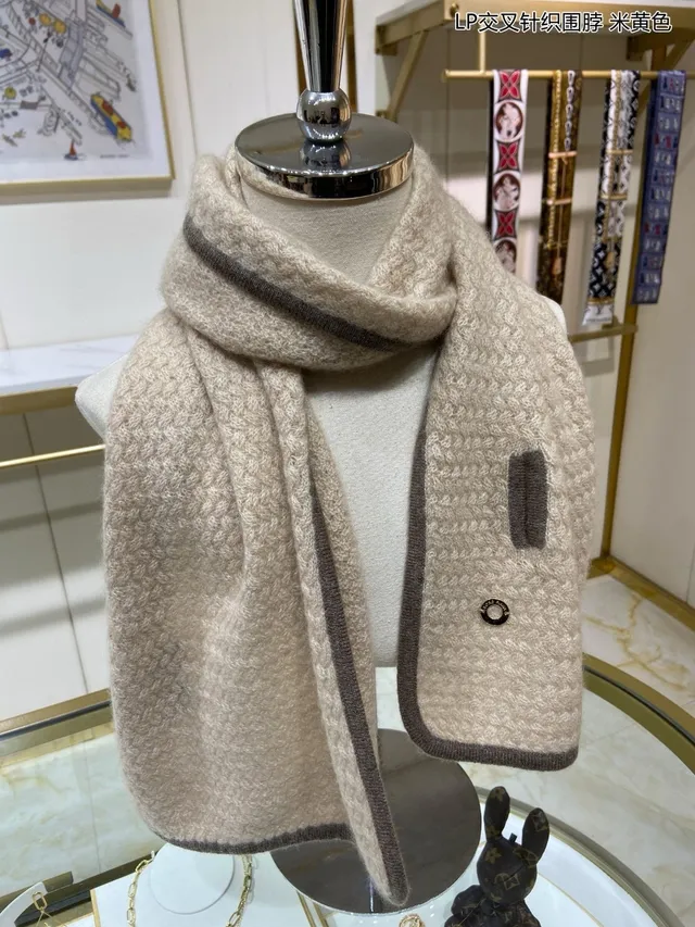 Loro Piana বেইজ ব্রাউন ক্রস-নিট কনস্ট্রাকশন রিবড কনট্রাস্ট ট্রিম ক্যাশমিয়ার শাল 8