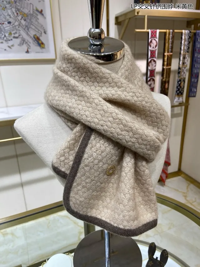 Loro Piana বেইজ ব্রাউন ক্রস-নিট কনস্ট্রাকশন রিবড কনট্রাস্ট ট্রিম ক্যাশমিয়ার শাল 9