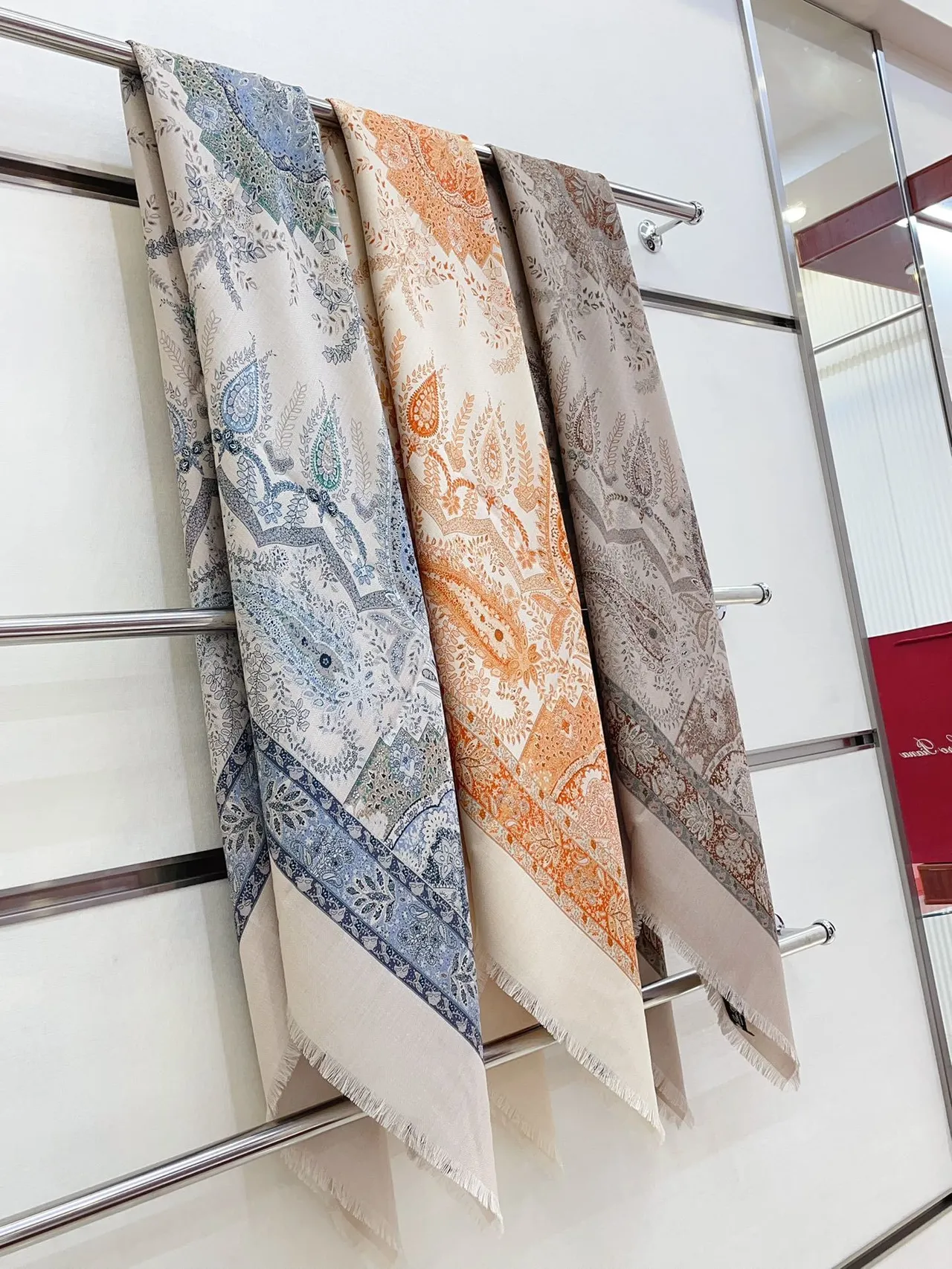 Loro Piana Paisley-Print Fringed Cashmere Scarf 3