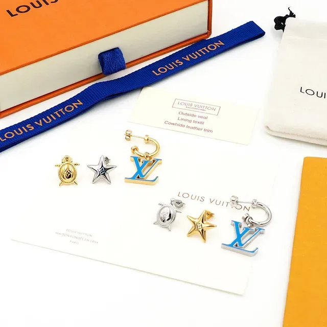 Louis Vuitton Aquatics Monogram Starfish Turtle Charm Earrings 6