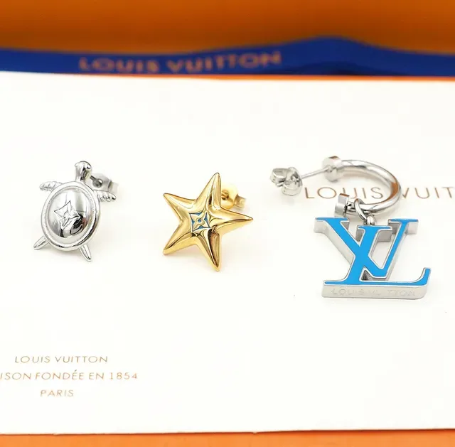 Louis Vuitton Aquatics Monogram Starfish Turtle Charm Earrings 8