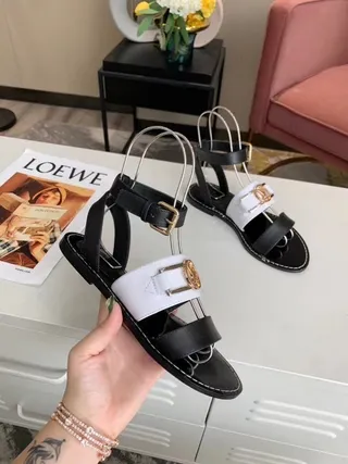 Louis Vuitton Archlight Black White Two-Tone Metal Rod Detailing Gladiator Sandals 9