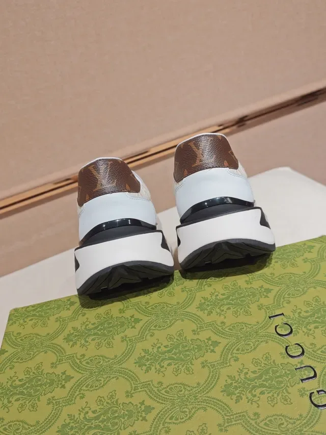 Louis Vuitton Beige White Monogrammed Textile Upper Leather Overlays Lifestyle Sneakers 3