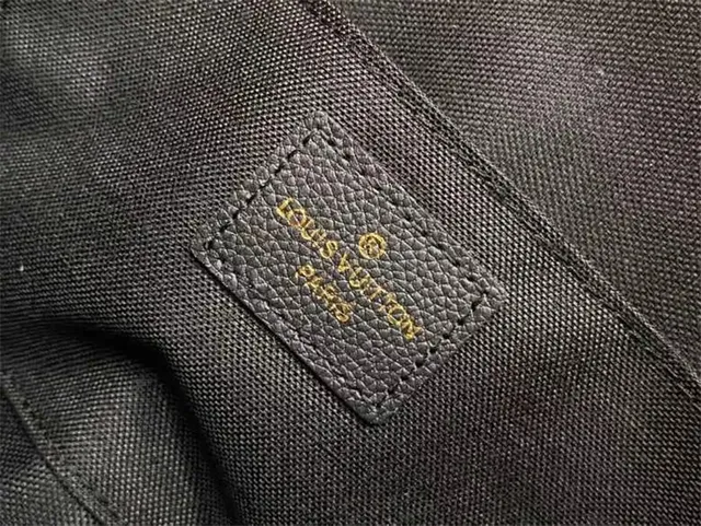 Louis Vuitton Black Gold Envelope Flap Monogram Print Chain Bag 21