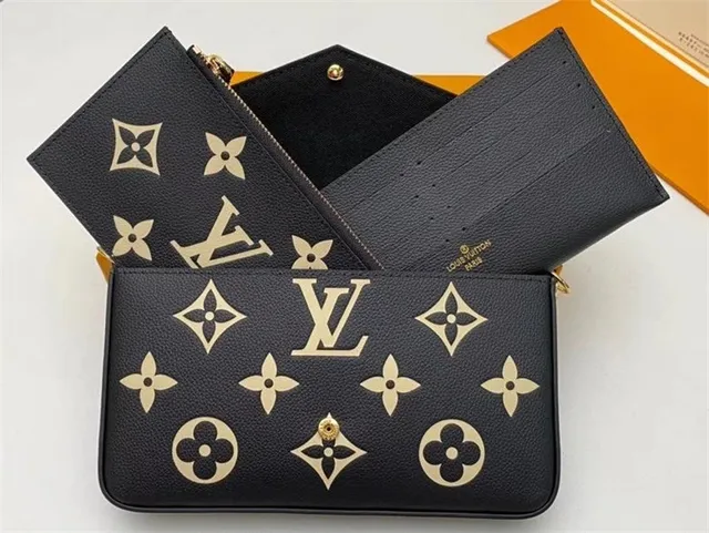 Louis Vuitton Black Gold Envelope Flap Monogram Print Chain Bag 23