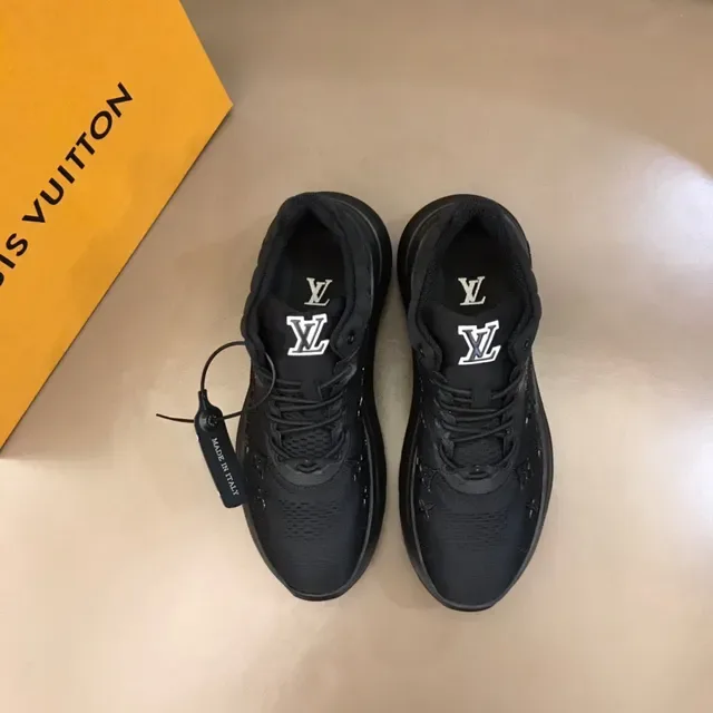 Louis Vuitton কালো মোনোগ্রাম-প্রিন্টেড মেশ আপার স্কাল্প্টেড রাবার সোল লাইফস্টাইল স্নিকার 9