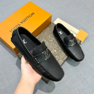 Louis Vuitton 黑色银色粒面皮革金属LV扣乐福鞋
