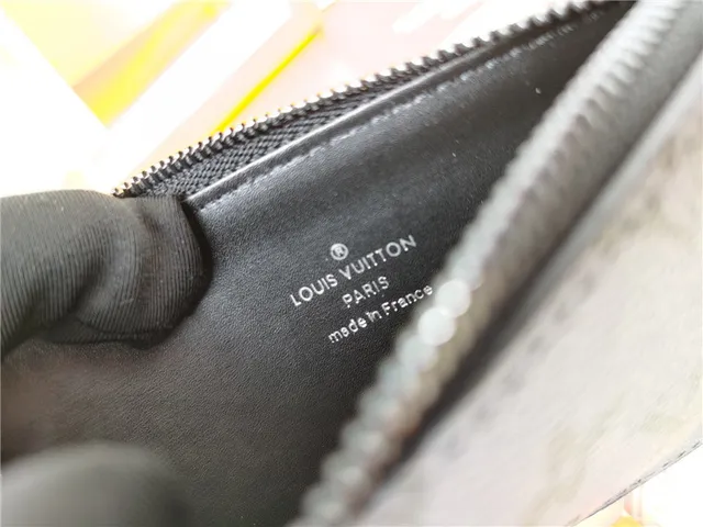 Louis Vuitton Black Silver Monogram-Coated Canvas Zip-Top Closure Short Wallet 3