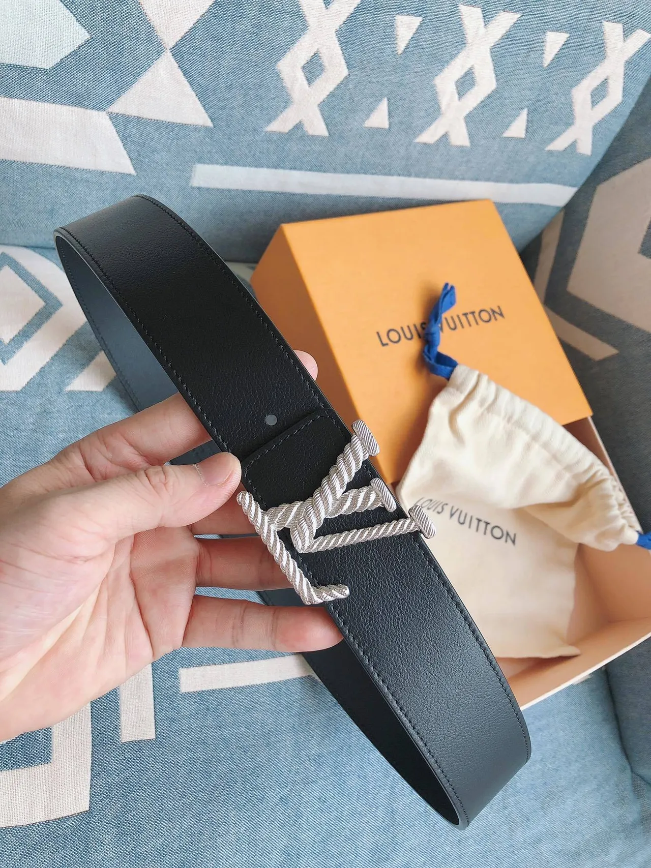 Louis Vuitton Ceinture en cuir noir argenté grainé twist de corde LV Monogram boucle 8