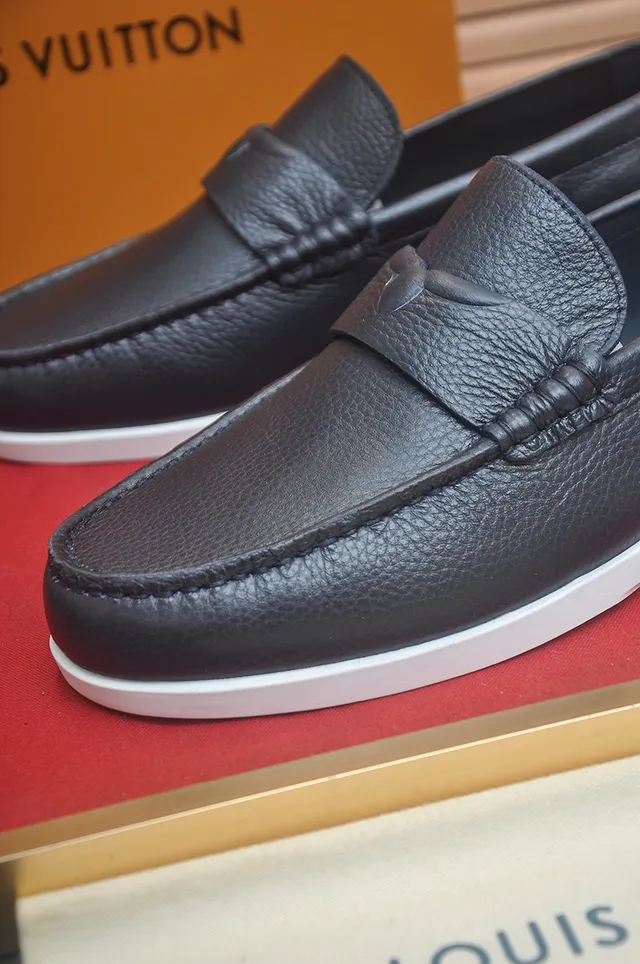 Louis Vuitton Black White Pebbled Leather Penny Strap Loafer 2