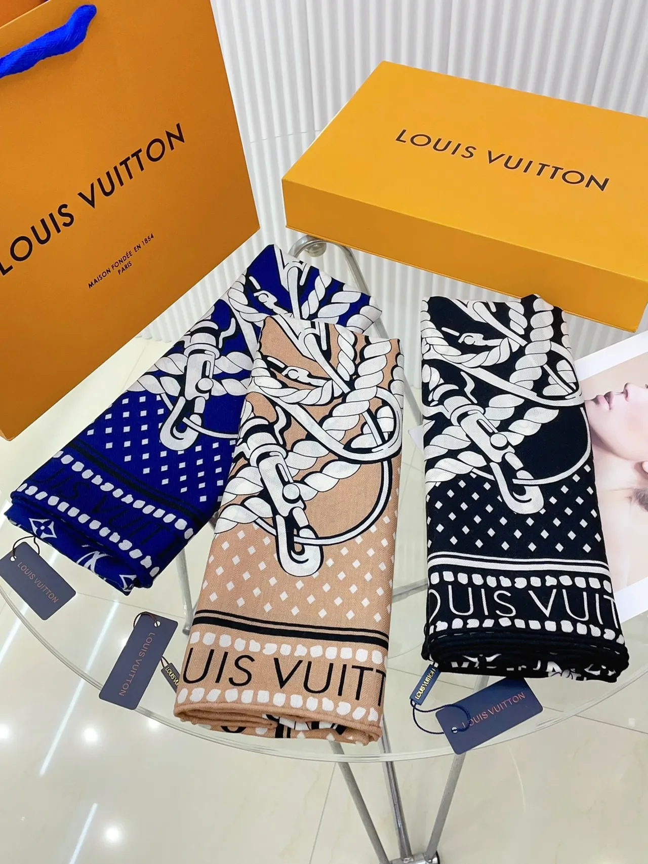 Louis Vuitton Blue and White Rope Print Silk Scarf 3