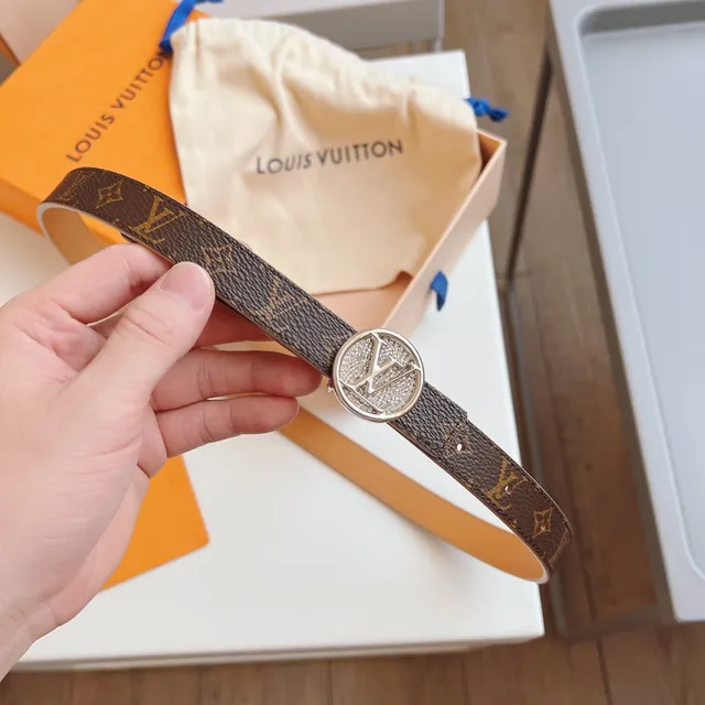 Louis Vuitton Ceinture en cuir marron beige avec toile monogramme et boucle ornée de cristaux 8