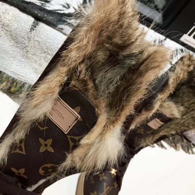 Louis Vuitton Marron Beige Monogram Toile Col bordé de Fourrure Bottes de Neige 5