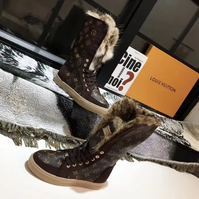 Louis Vuitton Marron Beige Monogram Toile Col bordé de Fourrure Bottes de Neige 7