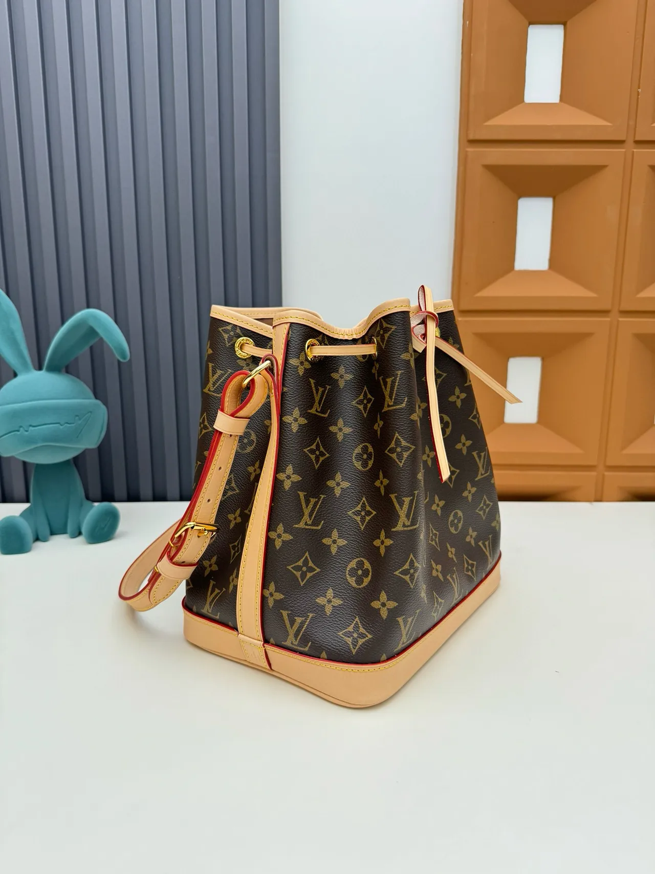Louis Vuitton Brown Beige Monogram Coated Canvas Tan Leather Trim Bucket Bag 5