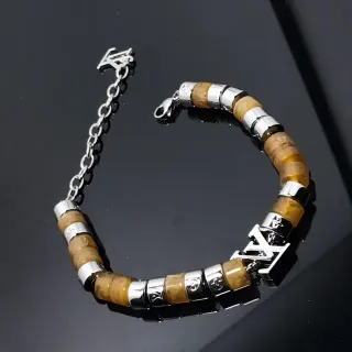 سوار Louis Vuitton بني فضي متخرز مطبوع