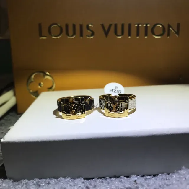Louis Vuitton Buckle Gold Black LV Monogram Front Textured Leather Band Ring 3