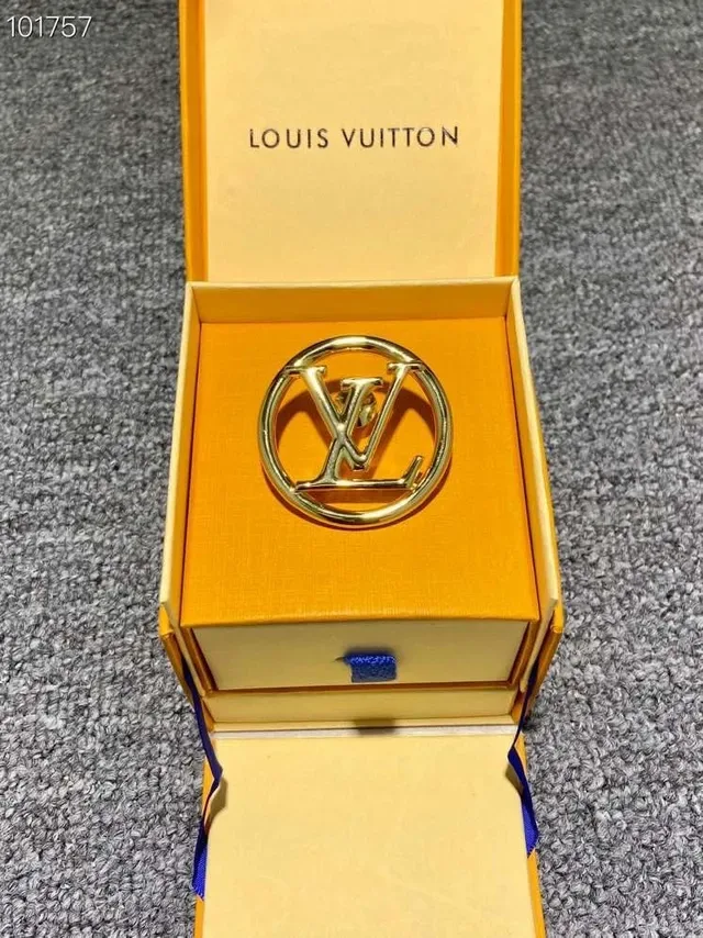 Louis Vuitton Broche Circular LV Monograma Dorado 2