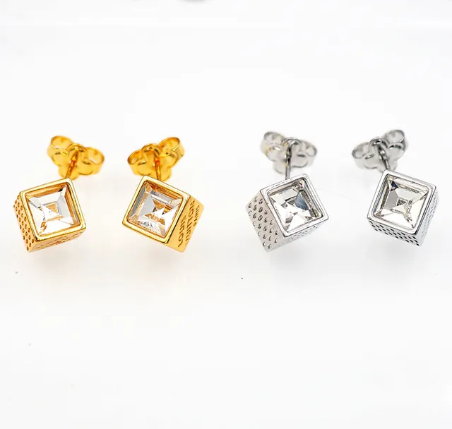 Louis Vuitton Cube Gold Transparent Cubic Faceted Crystal Earrings 5