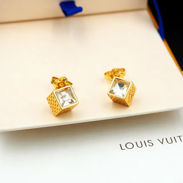 Louis Vuitton Cube Gold Transparent Cubic Faceted Crystal Earrings 10