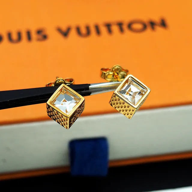 Louis Vuitton Cube Gold Transparent Cubic Faceted Crystal Earrings 11